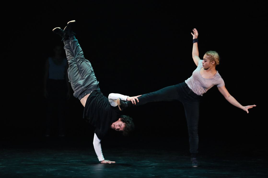 RUBBERBAND (Canada) DANCECleveland Modern and Contemporary Dance in